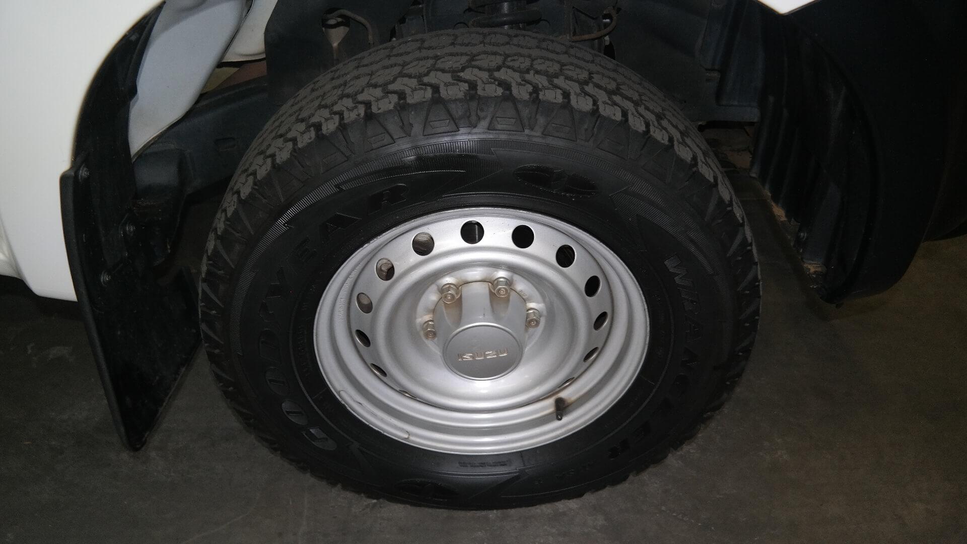 Repossessed Isuzu D-MAX 250 HO Fleetside 2020 on auction with a price of R 254,300. Isuzu D-MAX 250 HO Fleetside