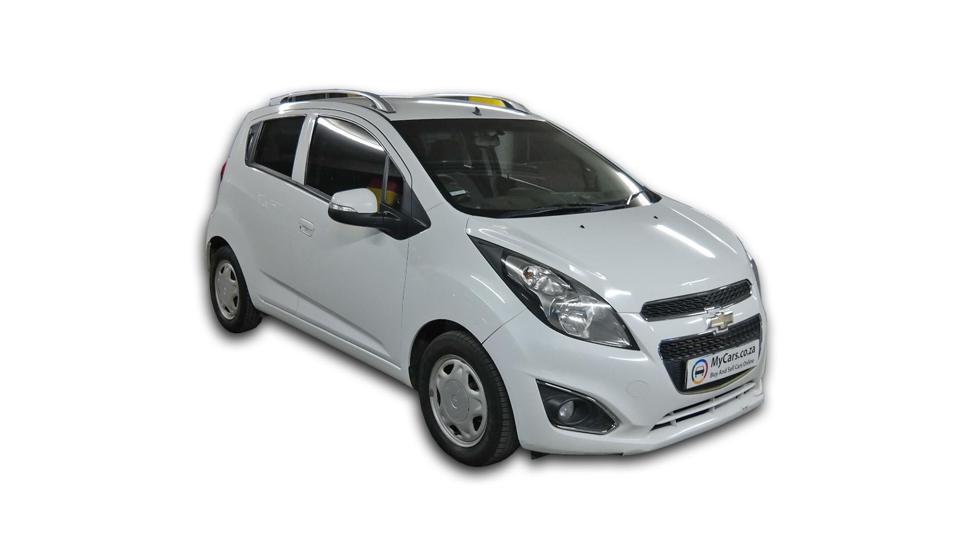 Repossessed Chevrolet Spark 1.2 LS 5DR 2016 on auction with a price of R 99,400. Chevrolet Spark 1.2 LS 5DR