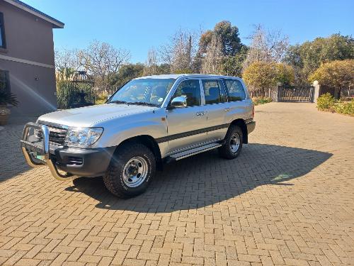 2006 TOYOTA LAND CRUISER Land Cruiser 4.5 EFI 2006 TOYOTA LAND CRUISER Land Cruiser 4.5 EFI
