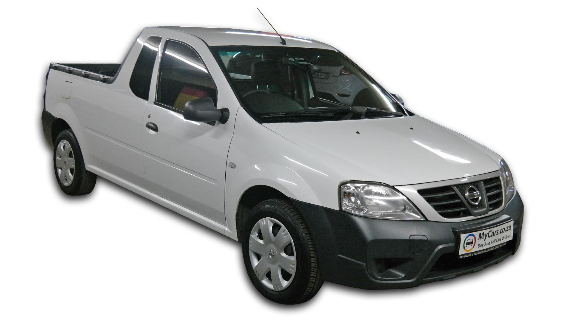 Nissan NP200 1.5 Dci  A/C Safety Pack