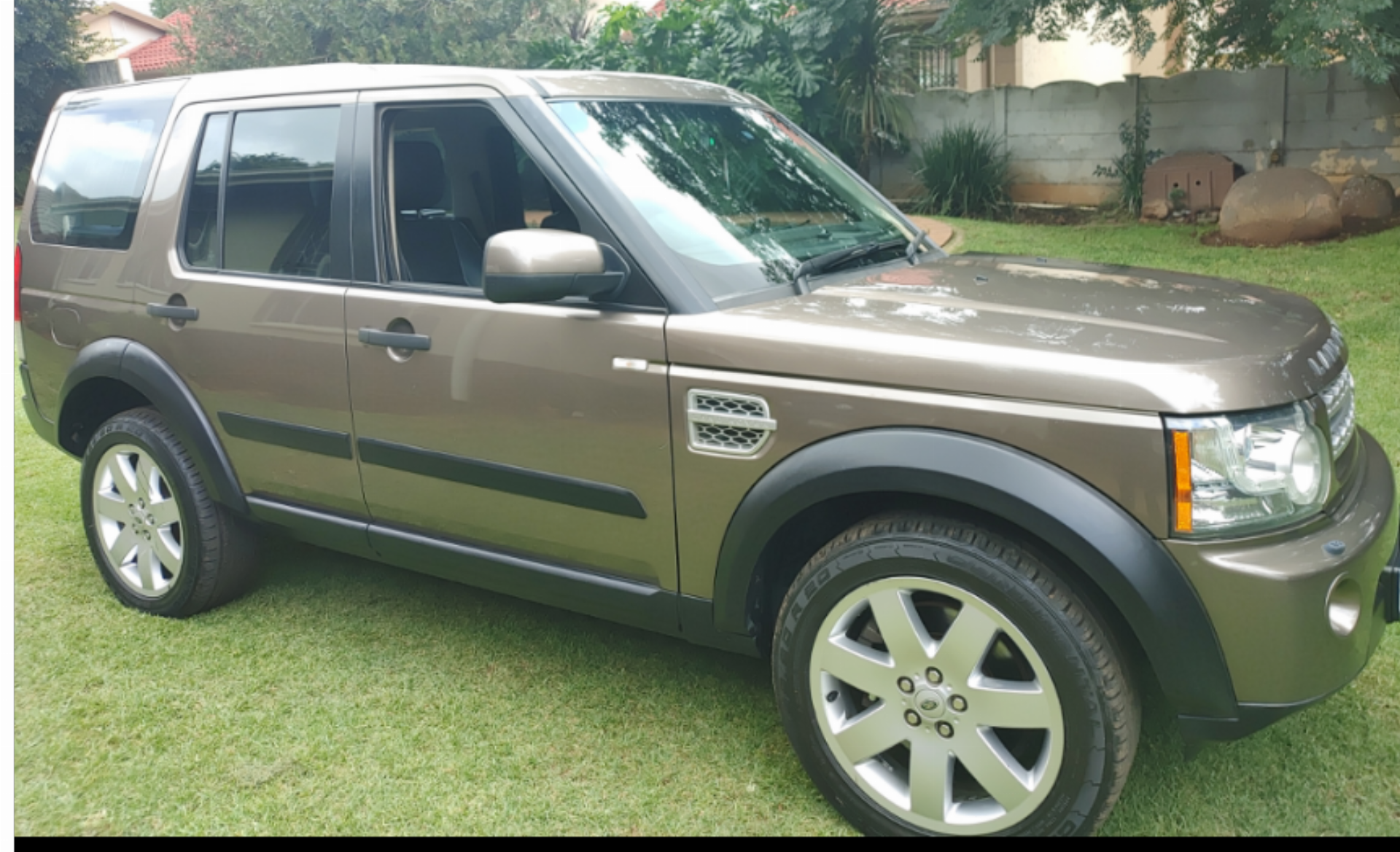 Land Rover Discovery 3.0TDV6