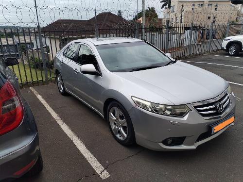 2013 HONDA ACCORD 2.4 Executive 2013 HONDA ACCORD 2.4 Executive