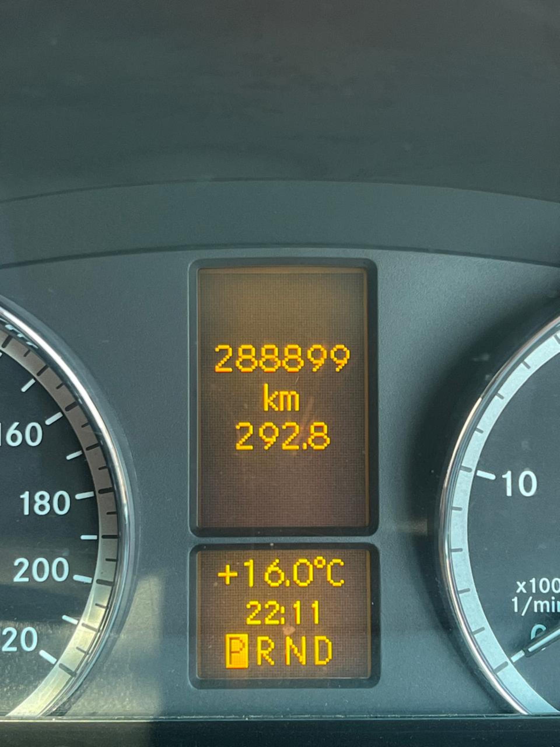 Used Mercedes Benz Viano 3.0 Cdi V6 X-CLUSIVE 2010 on auction with a price of R 140,000. Mercedes Benz Viano 3.0 Cdi V6 X-CLUSIVE