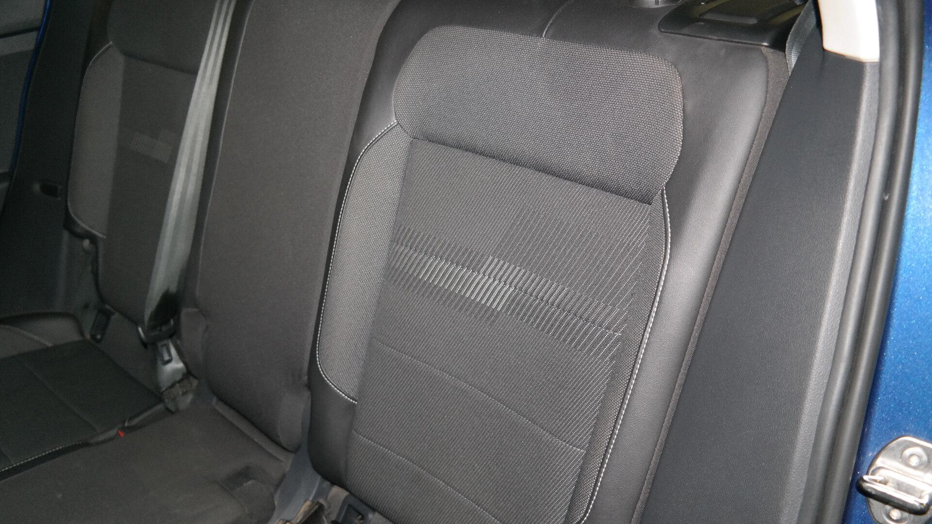 Repossessed Volkswagen T-CROSS 1.0 Tsi H 2021 on auction with a price of R 362,900. Volkswagen T-CROSS 1.0 Tsi H