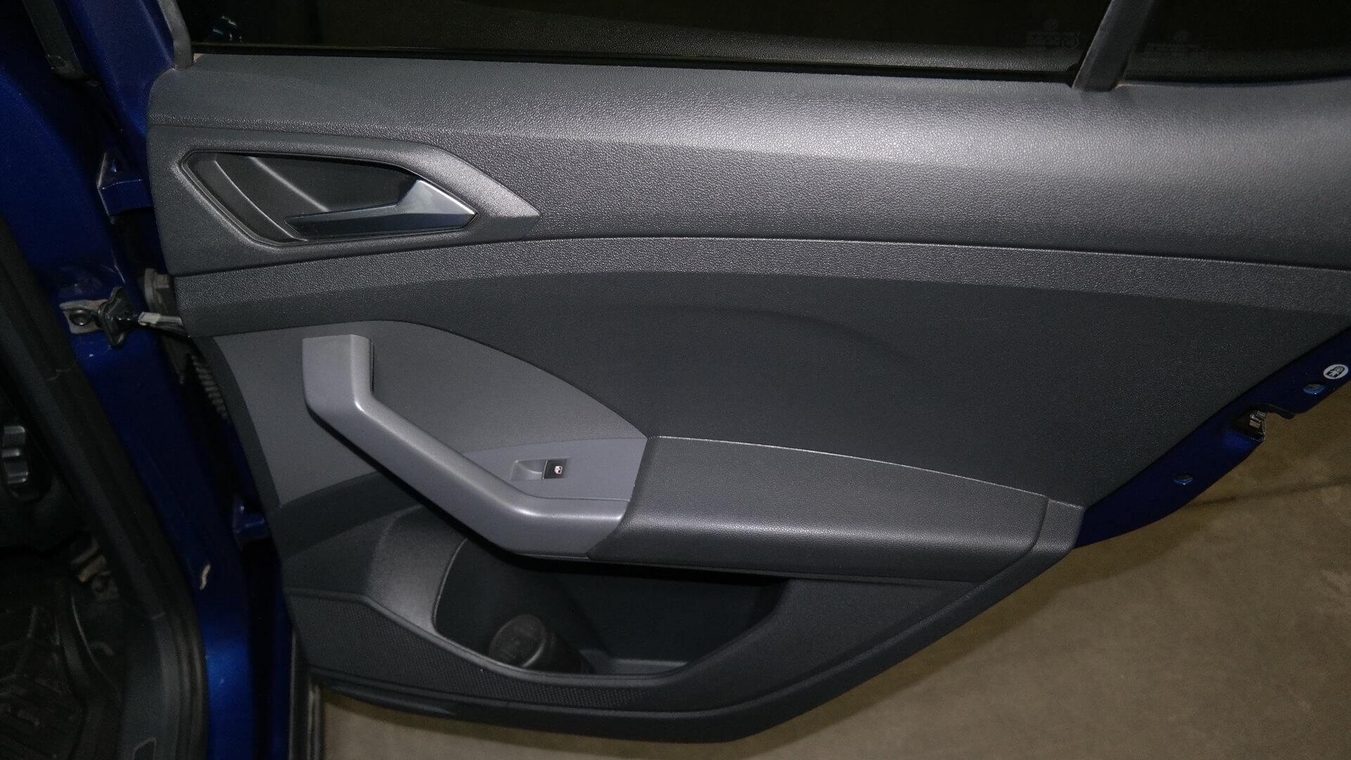 Repossessed Volkswagen T-CROSS 1.0 Tsi H 2021 on auction with a price of R 362,900. Volkswagen T-CROSS 1.0 Tsi H