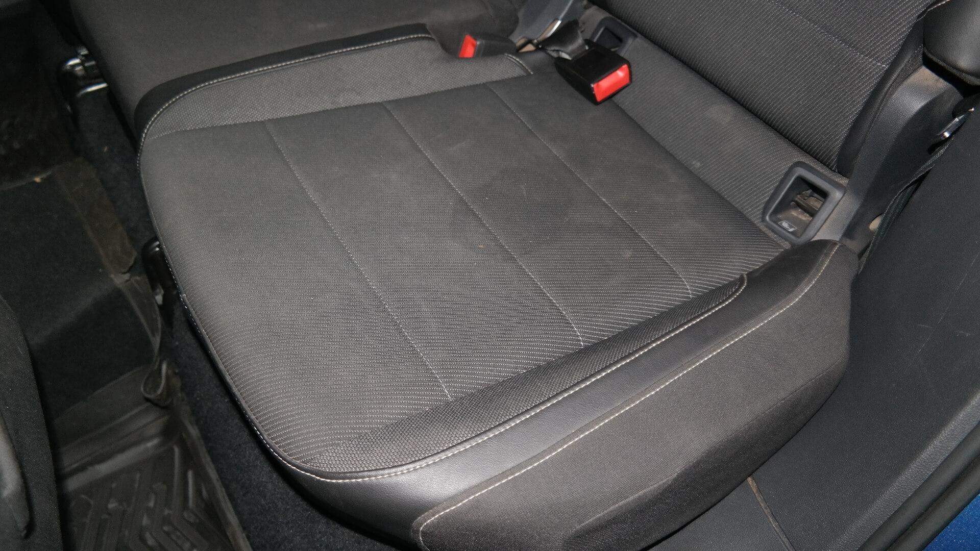 Repossessed Volkswagen T-CROSS 1.0 Tsi H 2021 on auction with a price of R 362,900. Volkswagen T-CROSS 1.0 Tsi H