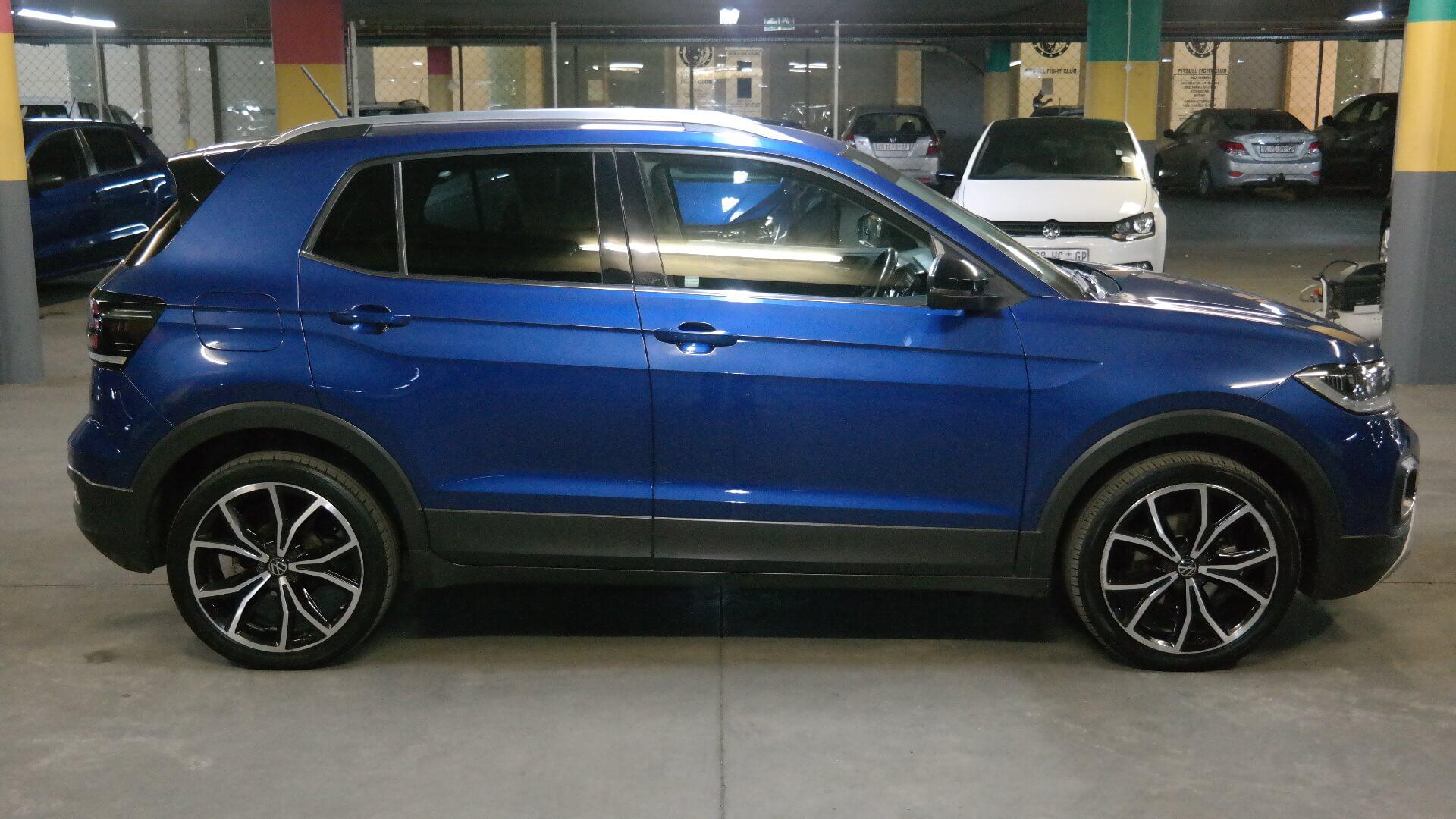 Repossessed Volkswagen T-CROSS 1.0 Tsi H 2021 on auction with a price of R 362,900. Volkswagen T-CROSS 1.0 Tsi H