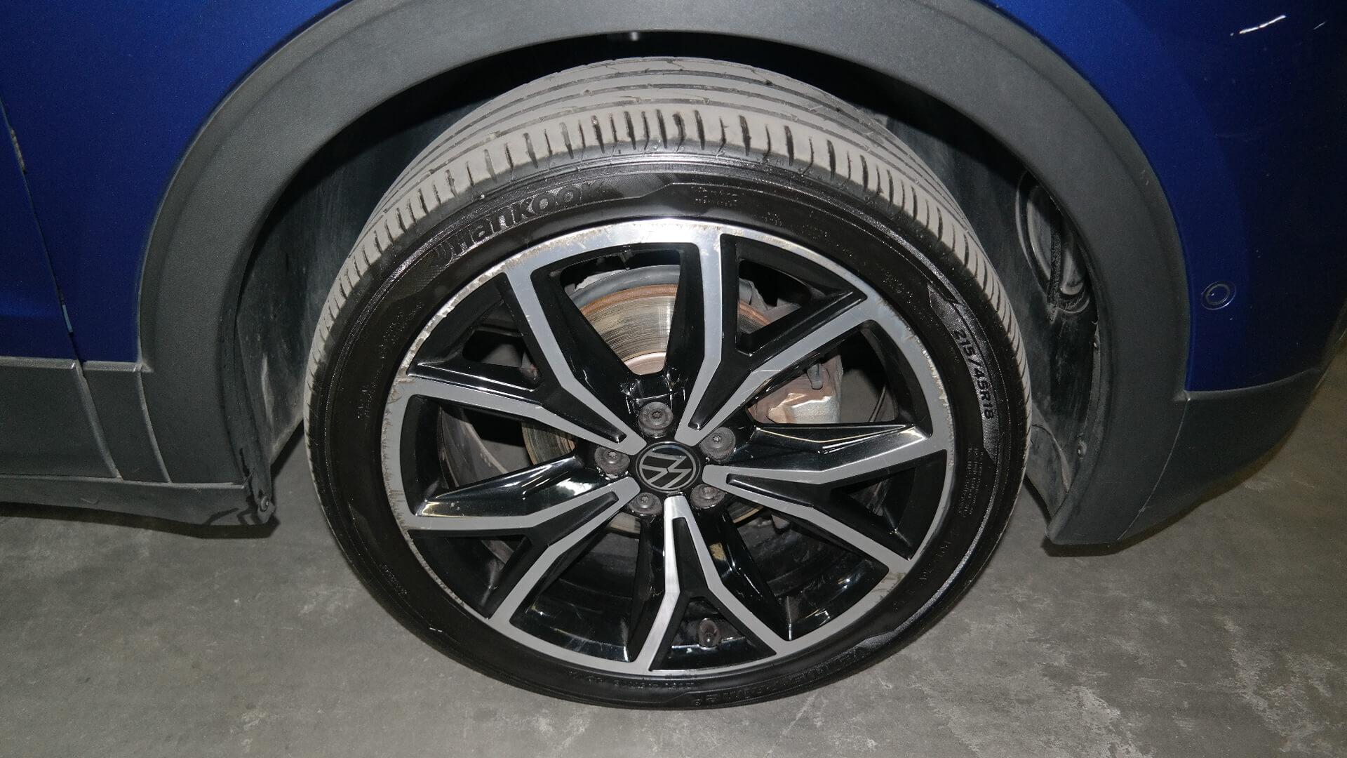 Repossessed Volkswagen T-CROSS 1.0 Tsi H 2021 on auction with a price of R 362,900. Volkswagen T-CROSS 1.0 Tsi H