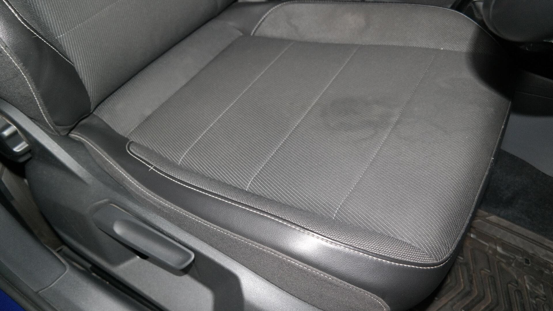 Repossessed Volkswagen T-CROSS 1.0 Tsi H 2021 on auction with a price of R 362,900. Volkswagen T-CROSS 1.0 Tsi H