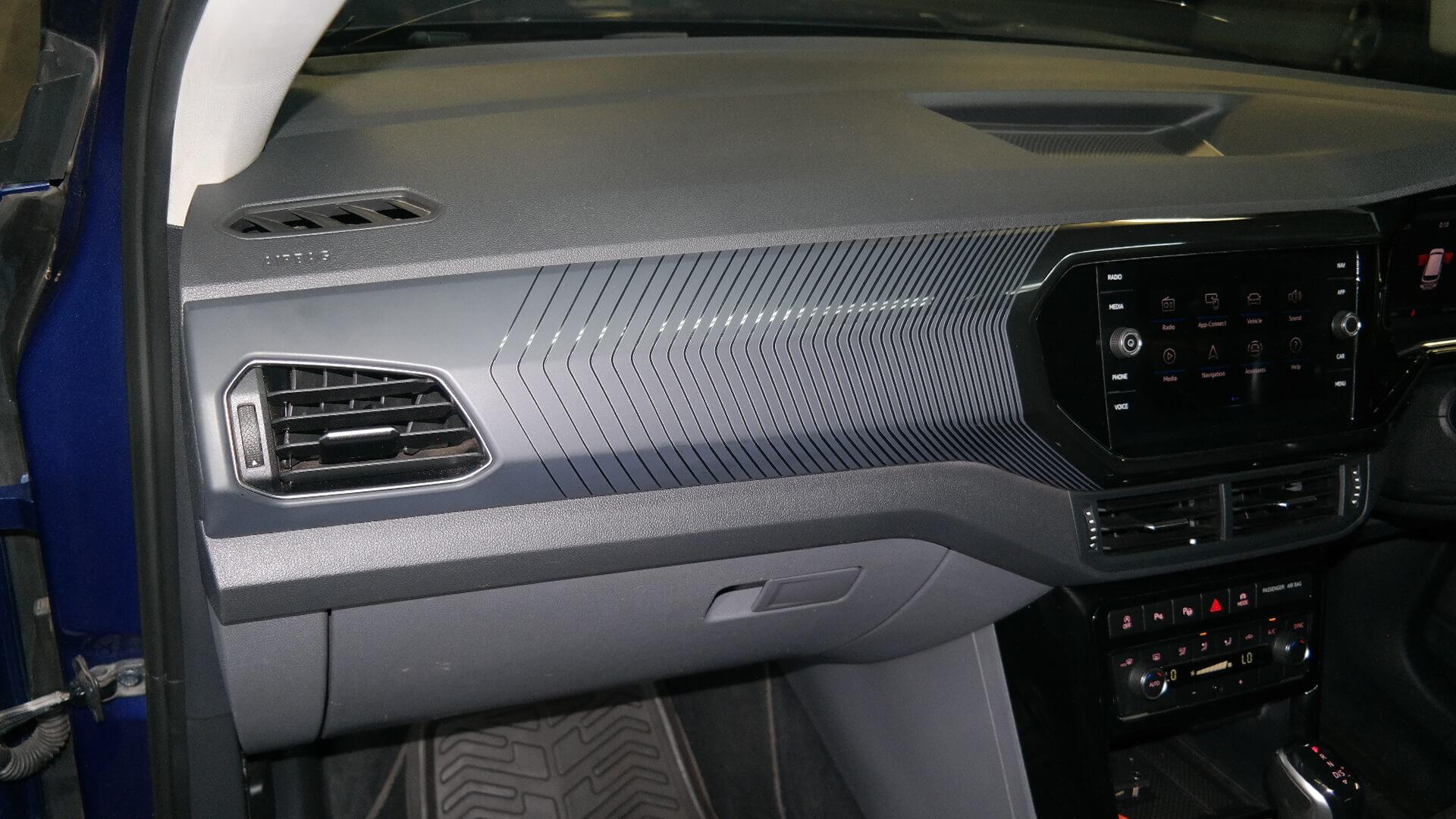 Repossessed Volkswagen T-CROSS 1.0 Tsi H 2021 on auction with a price of R 362,900. Volkswagen T-CROSS 1.0 Tsi H