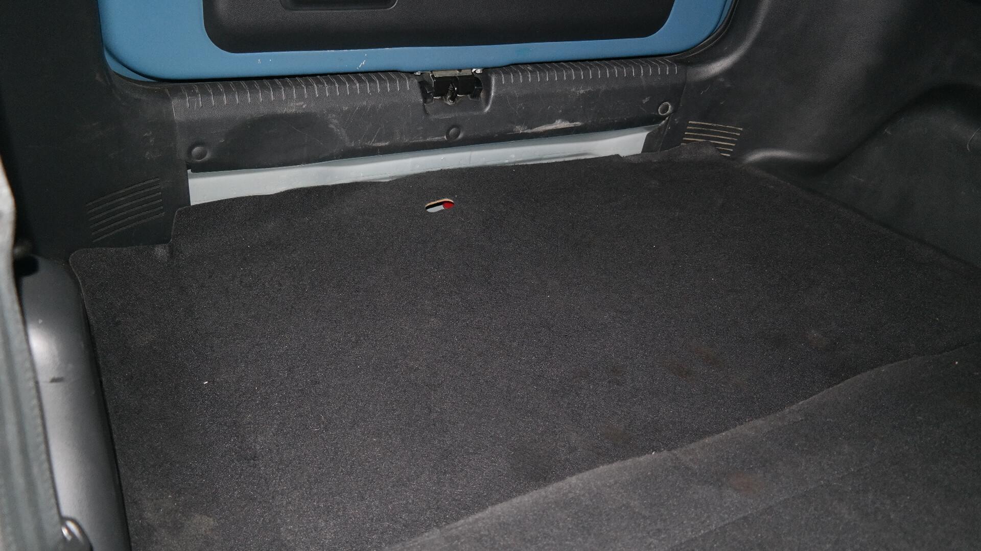 Repossessed Hyundai Grand I10 1.0 Fluid 2018 on auction with a price of R 122,600. Hyundai Grand I10 1.0 Fluid