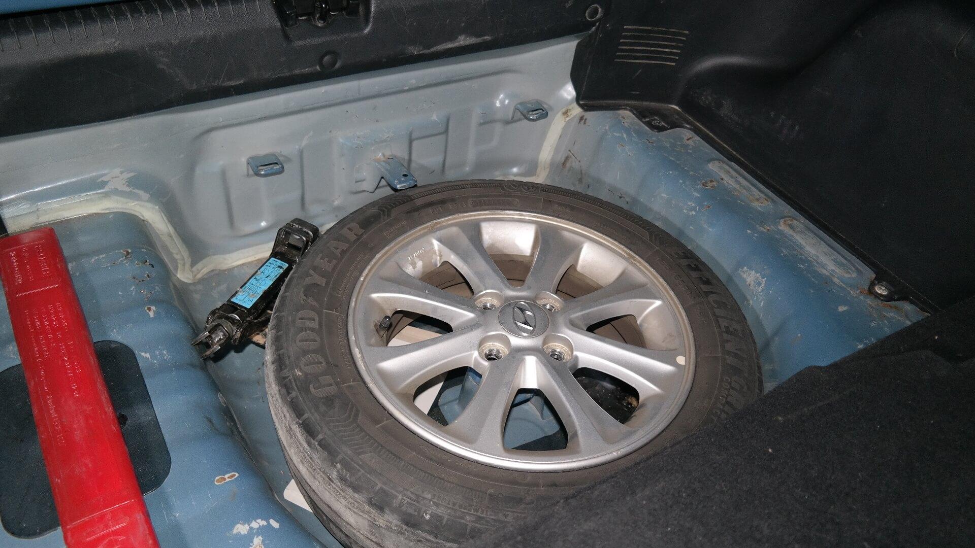 Repossessed Hyundai Grand I10 1.0 Fluid 2018 on auction with a price of R 122,600. Hyundai Grand I10 1.0 Fluid