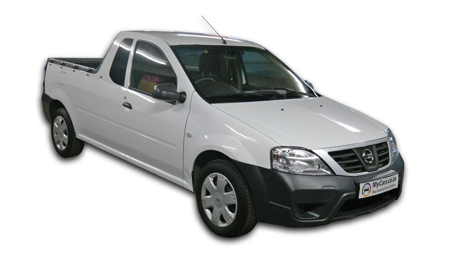 Nissan NP200 1.5 Dci  A/C Safety Pack
