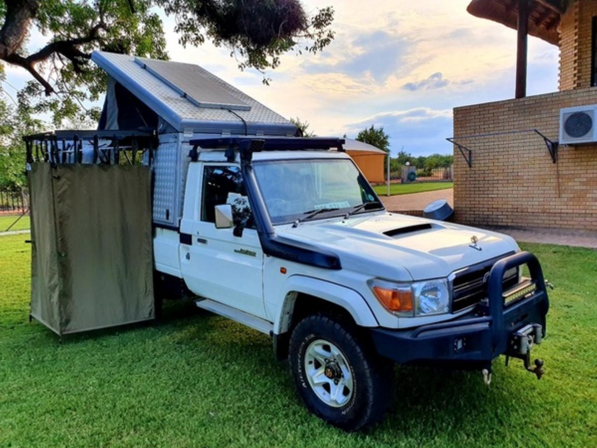 Used Toyota Land Cruiser 79 4.5D-4D LX V8 2014 on auction with a price of R 699,000. Toyota Land Cruiser 79 4.5D-4D LX V8