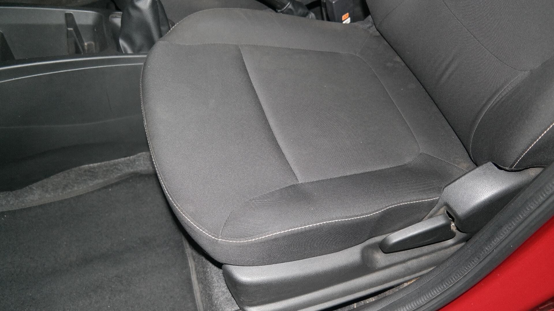 Repossessed Renault Kwid 1.0 Expression 5DR 2021 on auction with a price of R 136,200. Renault Kwid 1.0 Expression 5DR