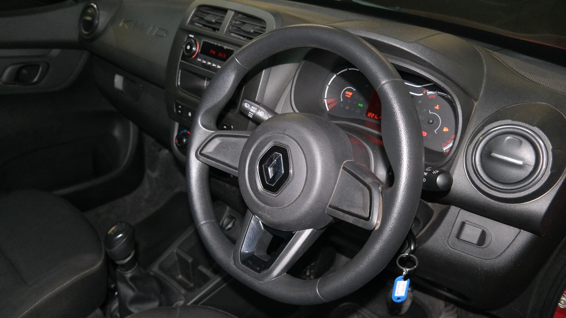 Repossessed Renault Kwid 1.0 Expression 5DR 2021 on auction with a price of R 136,200. Renault Kwid 1.0 Expression 5DR