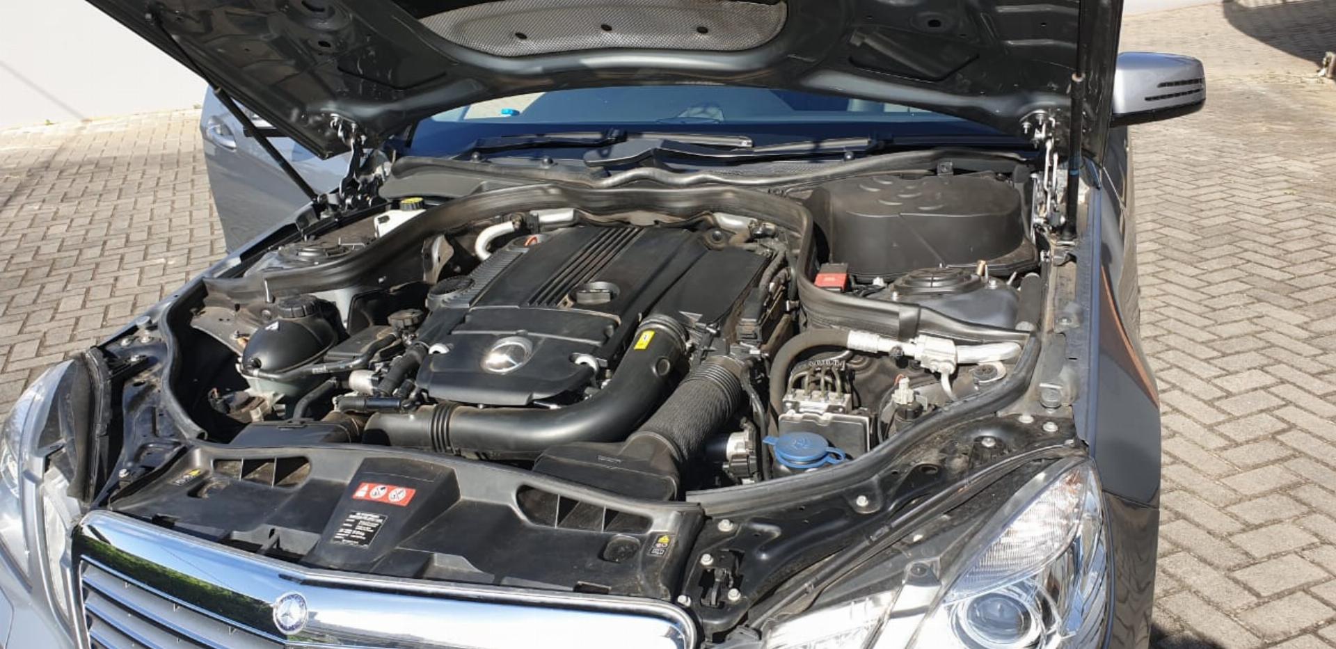 Used Mercedes Benz E Class E 200 Cgi 2011 on auction with a price of R 210,000. Mercedes Benz E Class E 200 Cgi