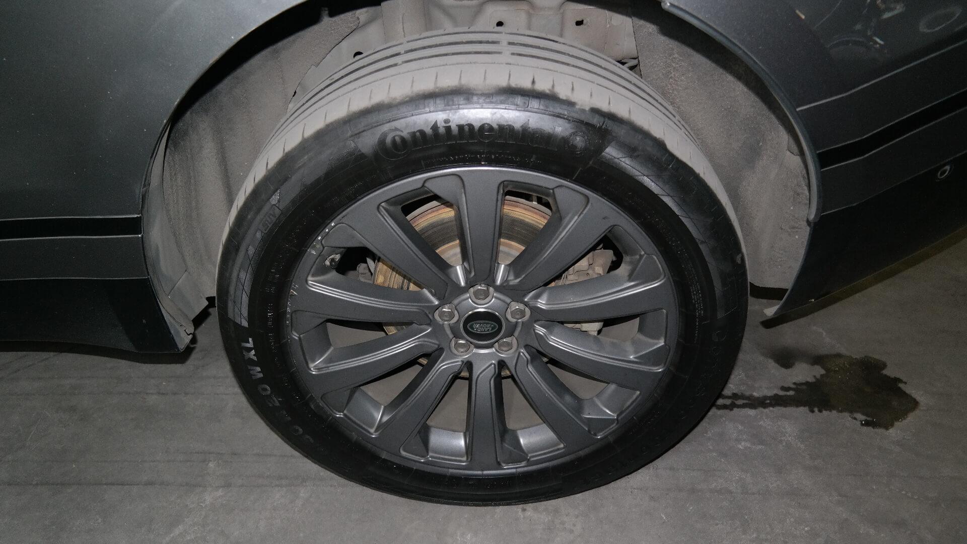 Repossessed Land Rover Range Rover Velar 3.0 2018 on auction with a price of R 754,500. Land Rover Range Rover Velar 3.0