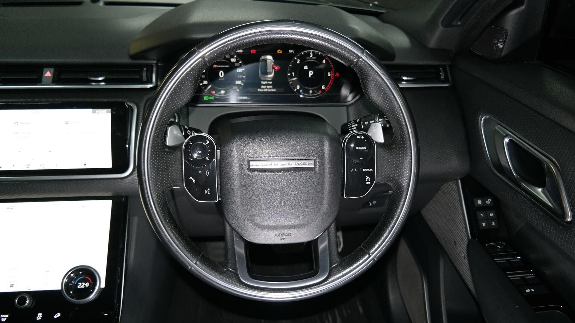 Repossessed Land Rover Range Rover Velar 3.0 2018 on auction with a price of R 754,500. Land Rover Range Rover Velar 3.0