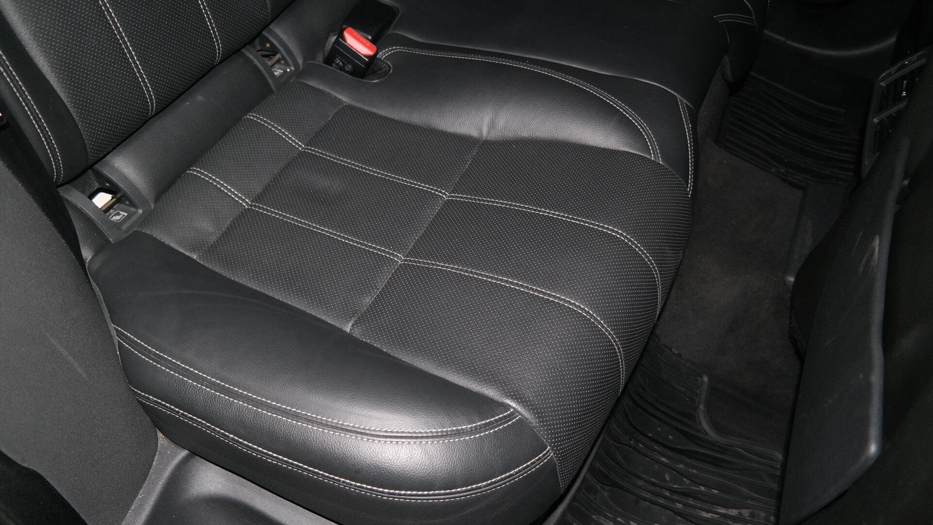 Repossessed Land Rover Range Rover Velar 3.0 2018 on auction with a price of R 754,500. Land Rover Range Rover Velar 3.0