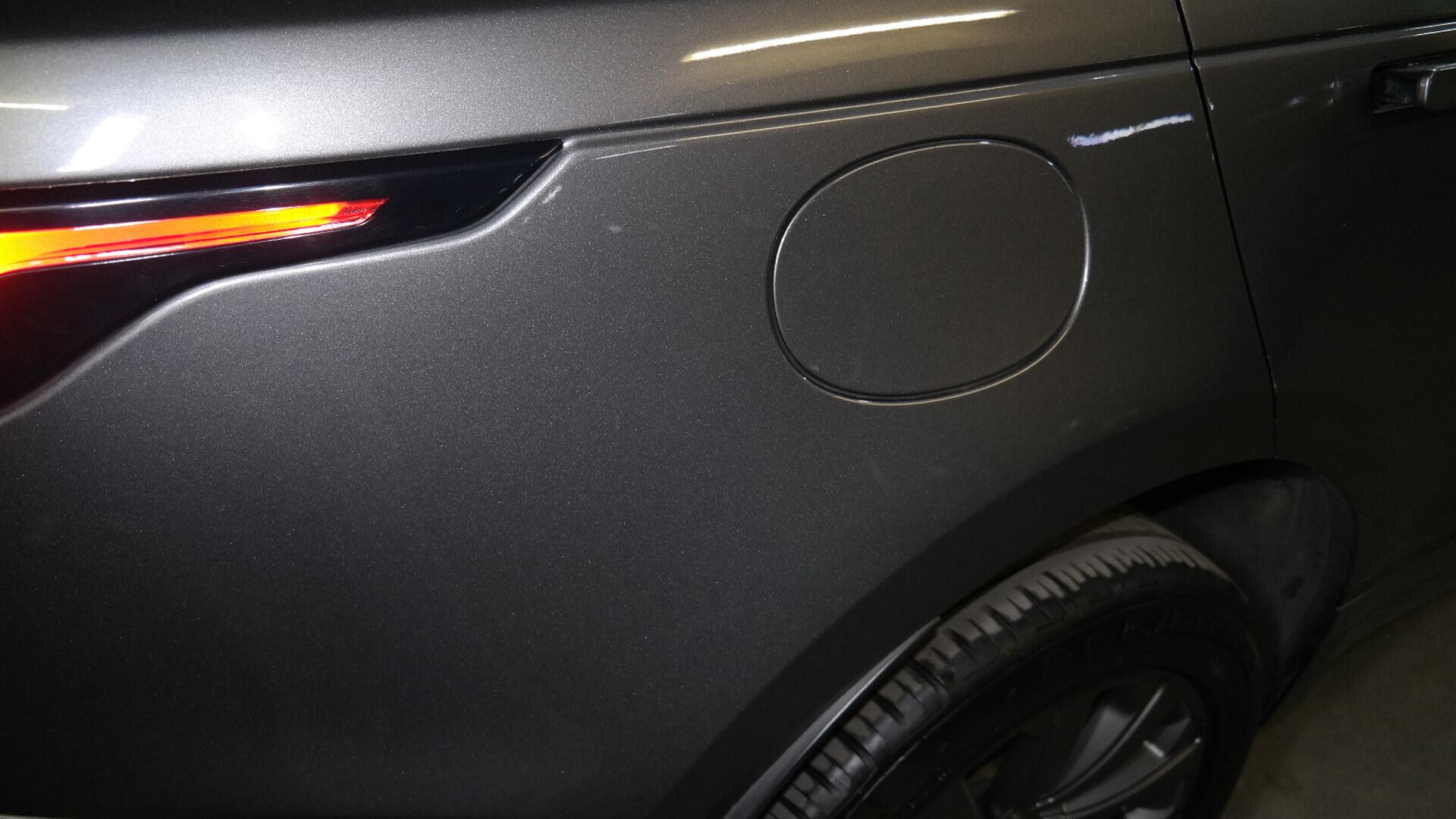 Repossessed Land Rover Range Rover Velar 3.0 2018 on auction with a price of R 754,500. Land Rover Range Rover Velar 3.0