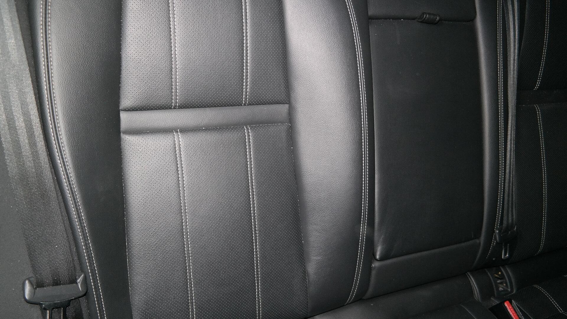 Repossessed Land Rover Range Rover Velar 3.0 2018 on auction with a price of R 754,500. Land Rover Range Rover Velar 3.0