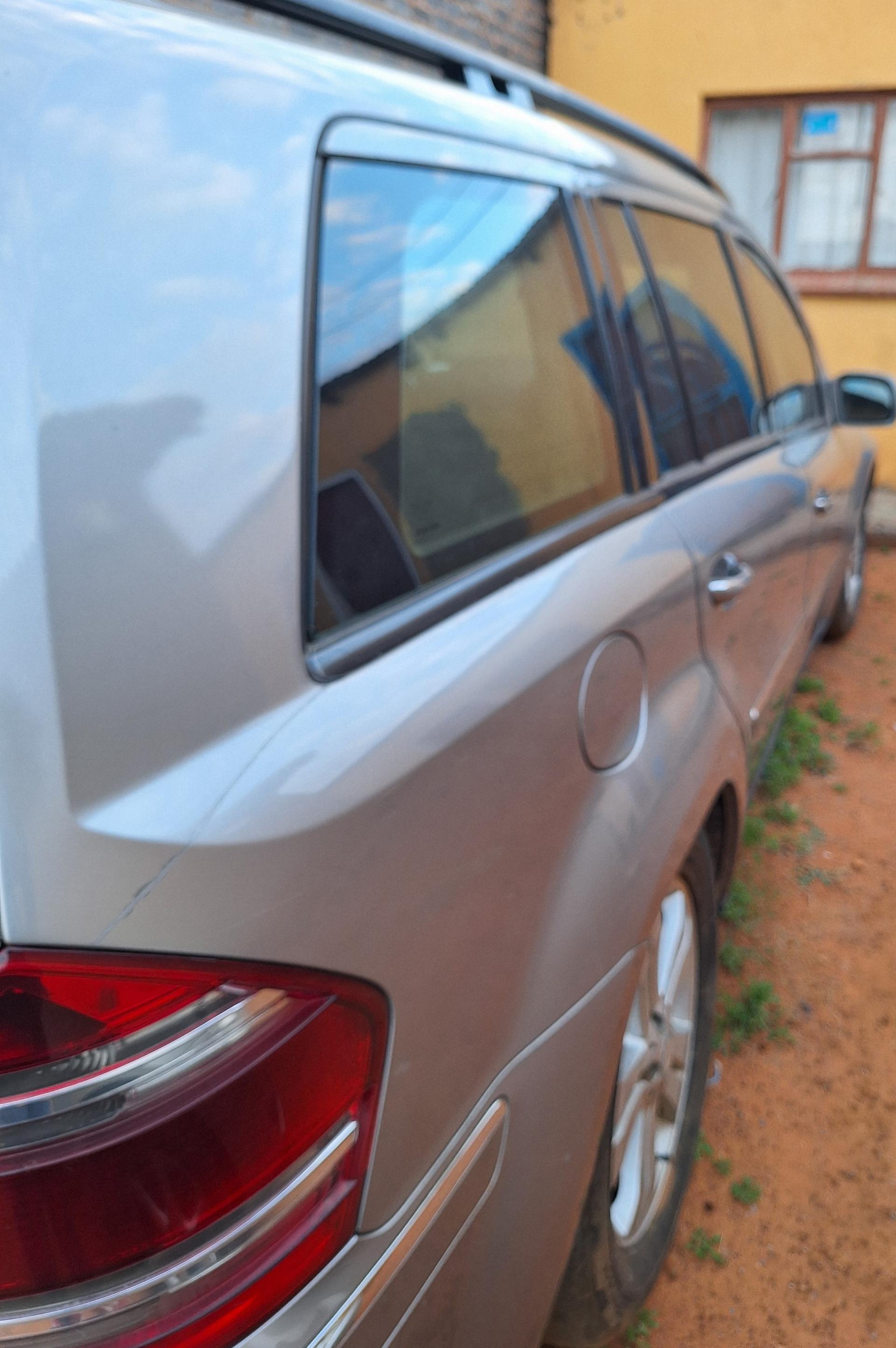 Used Mercedes Benz GL 320 4 Metalic 2008 on auction with a price of R 120,000. Mercedes Benz GL 320 4 Metalic