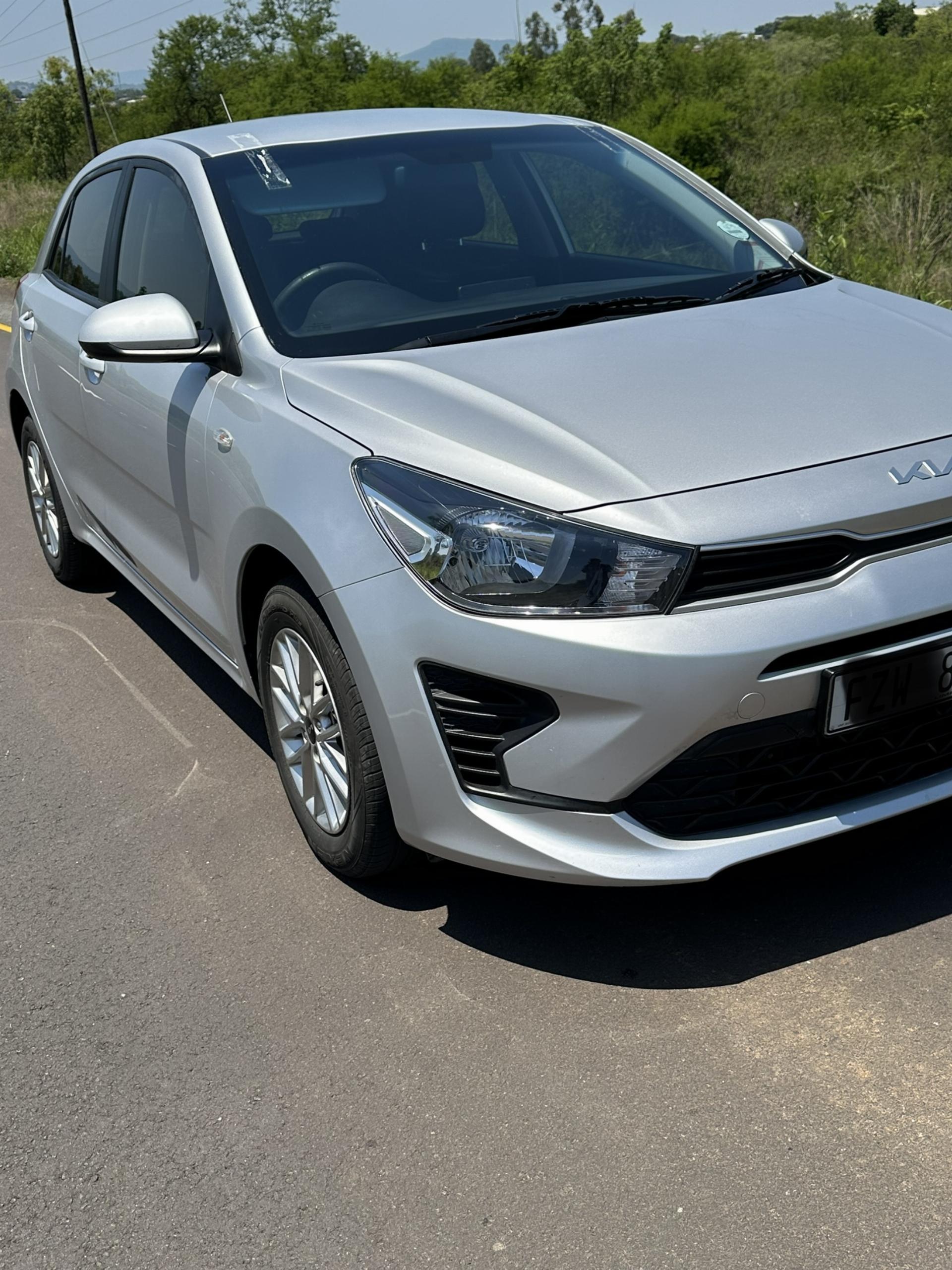Used Kia Rio 1.2 LS 5-DOOR 2021 on auction with a price of R 210,000. Kia Rio 1.2 LS 5-DOOR