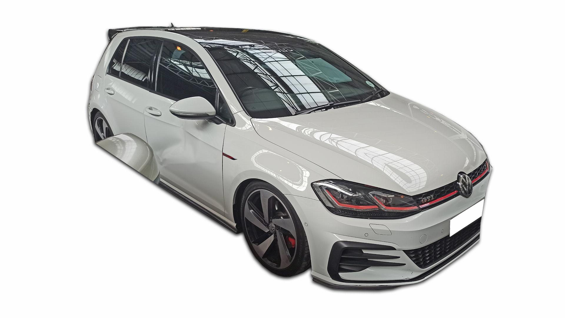 Repossessed Volkswagen Golf Vii Gti 2.0 TS 2017 on auction with a price of R 328,500. Volkswagen Golf Vii Gti 2.0 TS