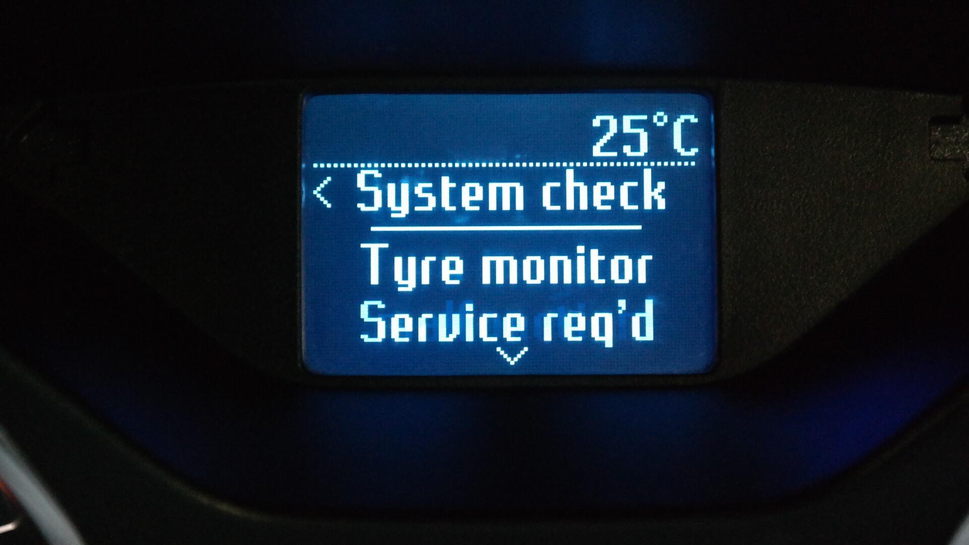 Repossessed Ford Focus 1.0 Ecoboost Ambiente 2015 on auction with a price of R 124,500. Ford Focus 1.0 Ecoboost Ambiente