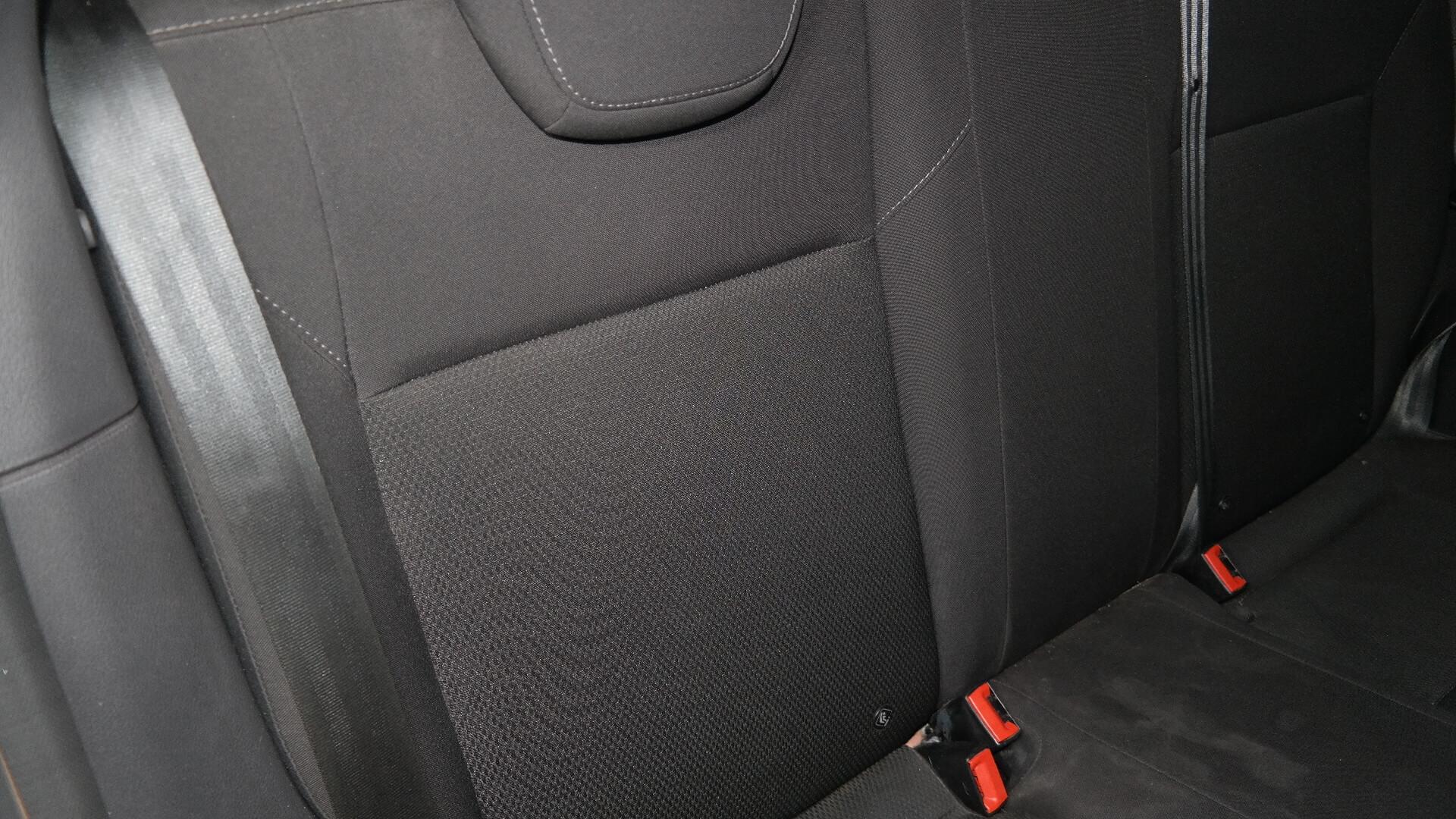 Repossessed Ford Focus 1.0 Ecoboost Ambiente 2015 on auction with a price of R 124,500. Ford Focus 1.0 Ecoboost Ambiente