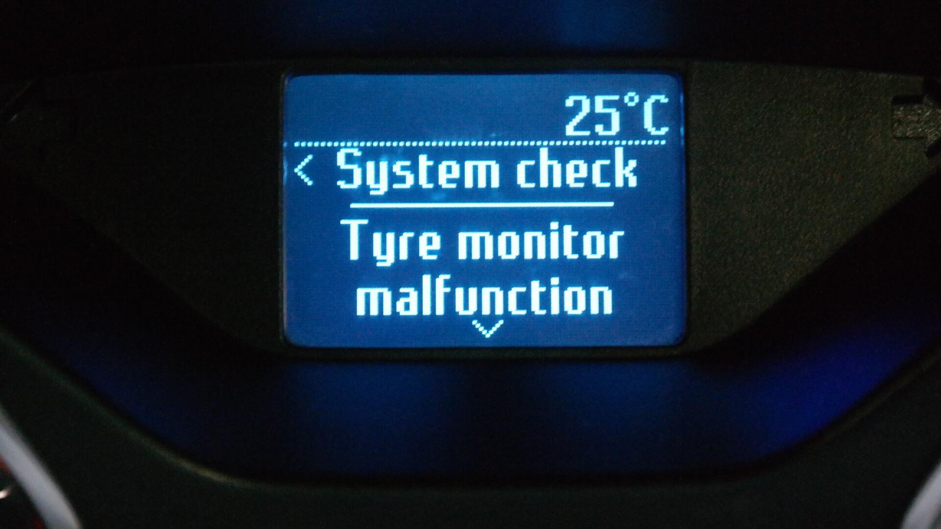 Repossessed Ford Focus 1.0 Ecoboost Ambiente 2015 on auction with a price of R 124,500. Ford Focus 1.0 Ecoboost Ambiente