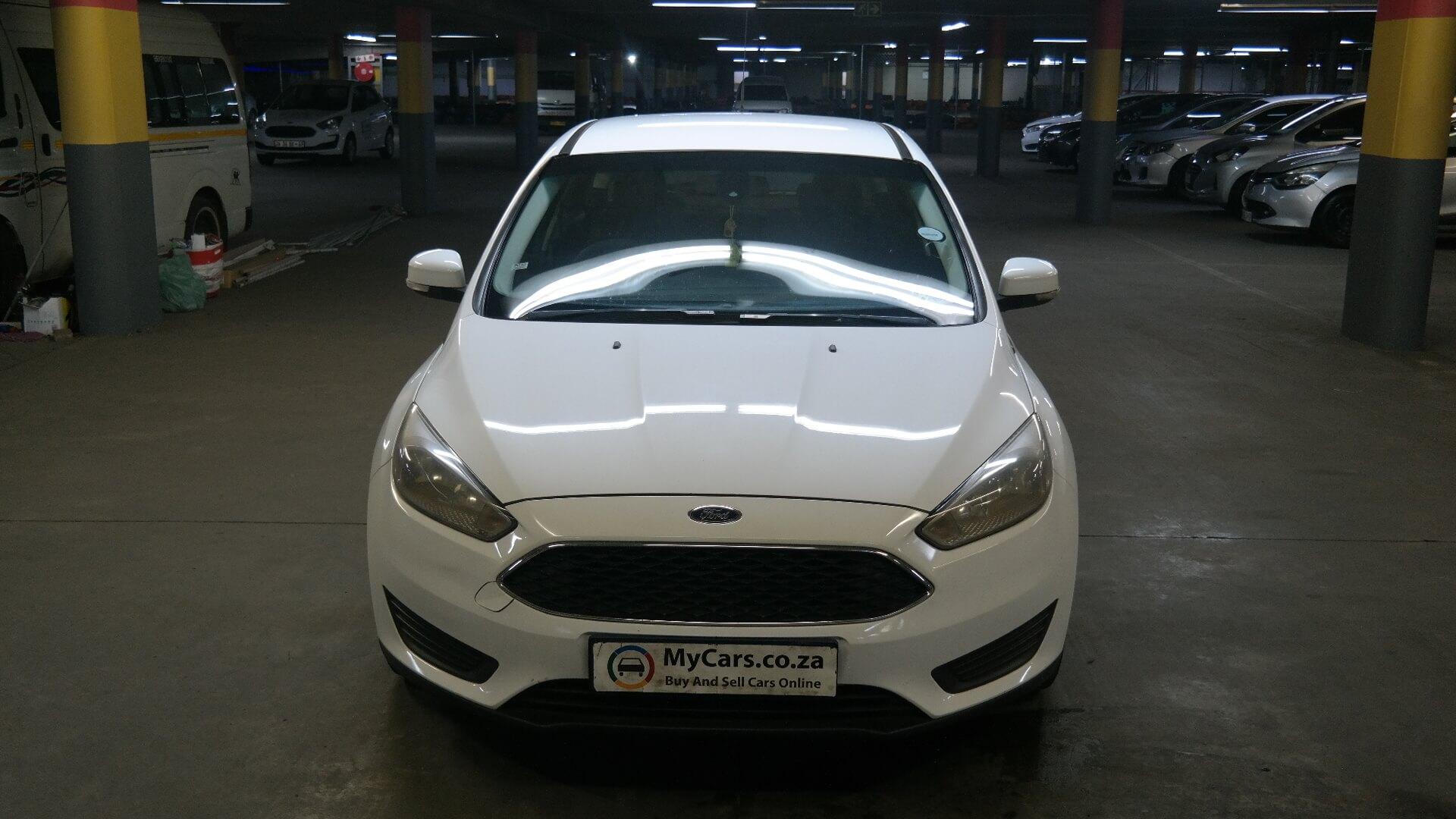 Repossessed Ford Focus 1.0 Ecoboost Ambiente 2015 on auction with a price of R 124,500. Ford Focus 1.0 Ecoboost Ambiente