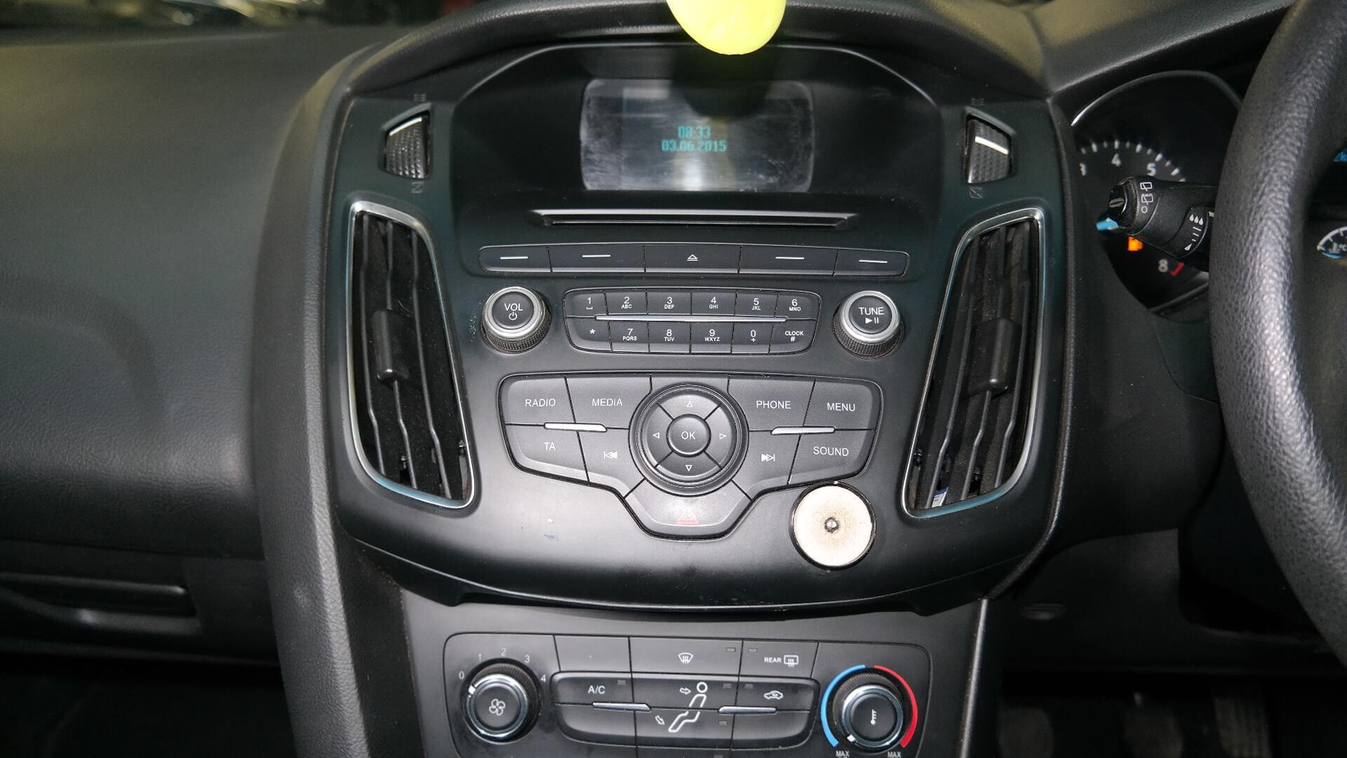 Repossessed Ford Focus 1.0 Ecoboost Ambiente 2015 on auction with a price of R 124,500. Ford Focus 1.0 Ecoboost Ambiente