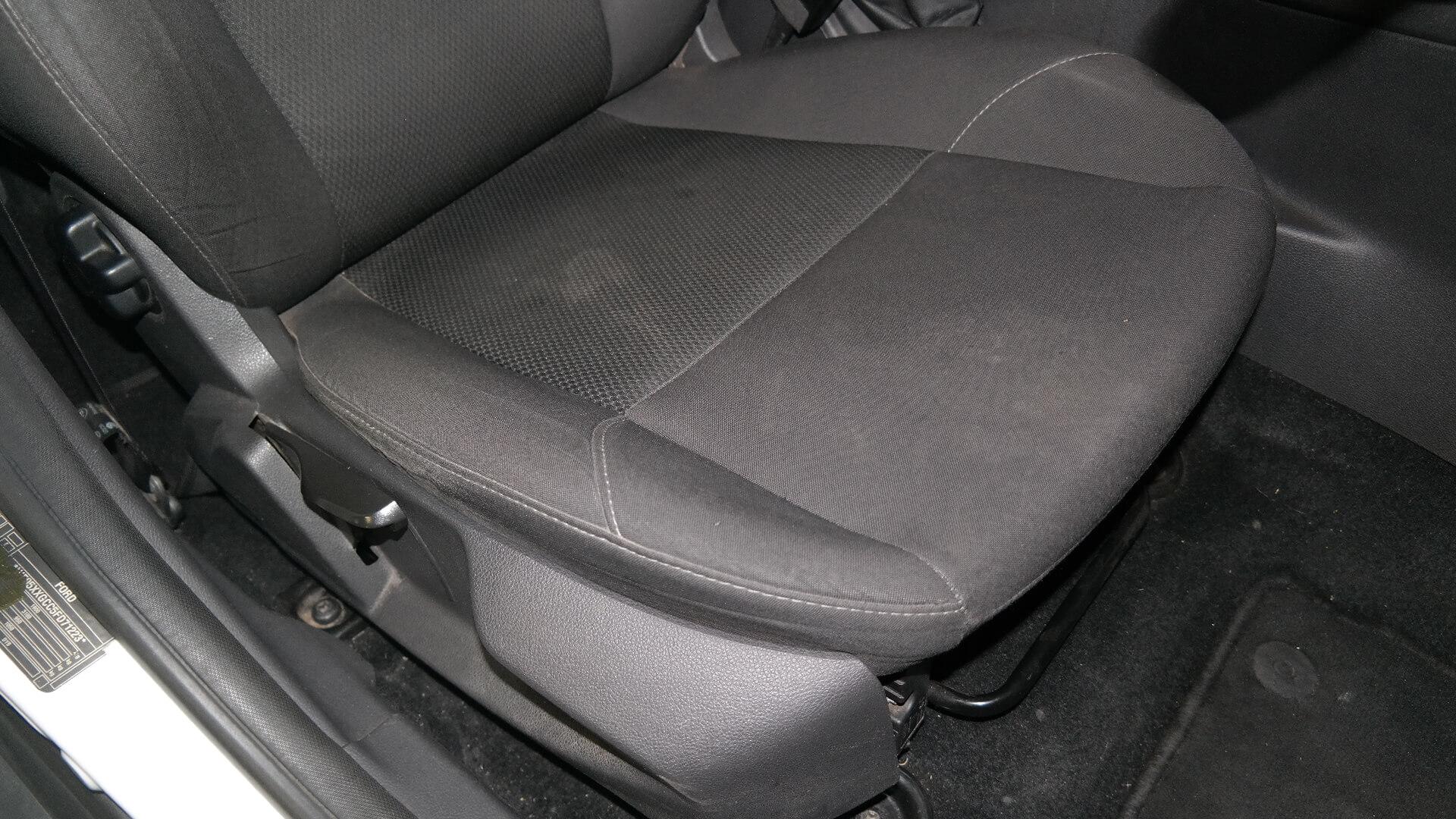 Repossessed Ford Focus 1.0 Ecoboost Ambiente 2015 on auction with a price of R 124,500. Ford Focus 1.0 Ecoboost Ambiente