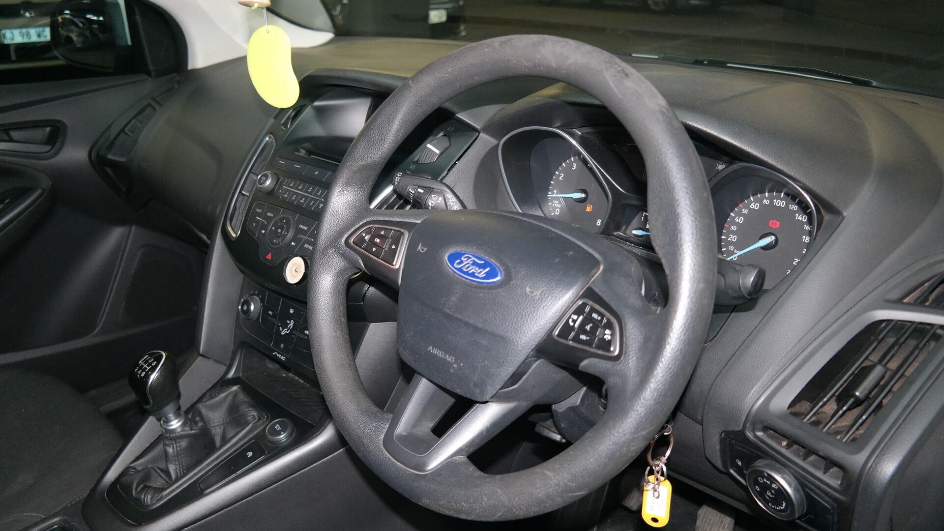 Repossessed Ford Focus 1.0 Ecoboost Ambiente 2015 on auction with a price of R 124,500. Ford Focus 1.0 Ecoboost Ambiente