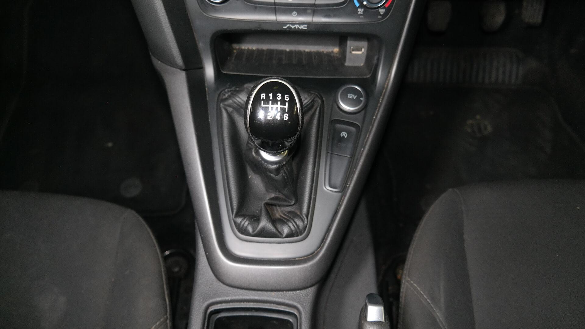 Repossessed Ford Focus 1.0 Ecoboost Ambiente 2015 on auction with a price of R 124,500. Ford Focus 1.0 Ecoboost Ambiente