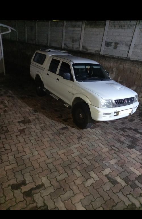 2004 MITSUBISHI COLT 2800TDI Rodeo Double cab 2004 MITSUBISHI COLT 2800TDI Rodeo Double cab