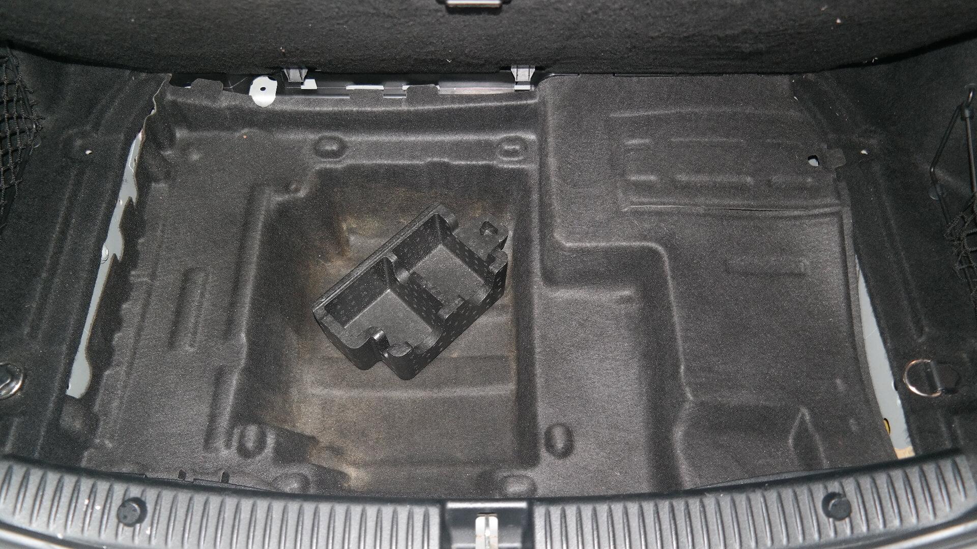 Repossessed Mercedes Benz C Class C250 Bluetec Amg Line A/T 2016 on auction with a price of R 313,100. Mercedes Benz C Class C250 Bluetec Amg Line A/T