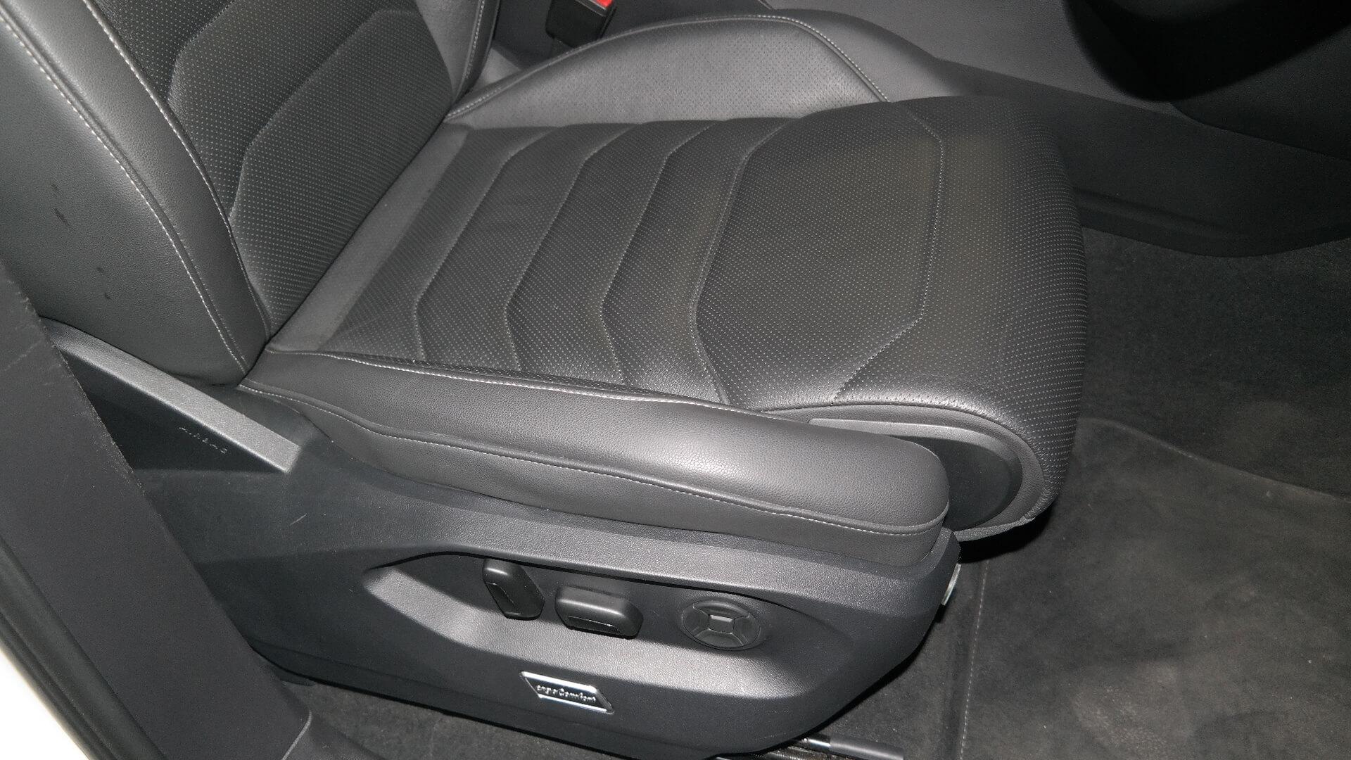 Fleet Volkswagen Touareg 3.0 TDI V6 EX 2021 on auction with a price of R 1,183,900. Volkswagen Touareg 3.0 TDI V6 EX