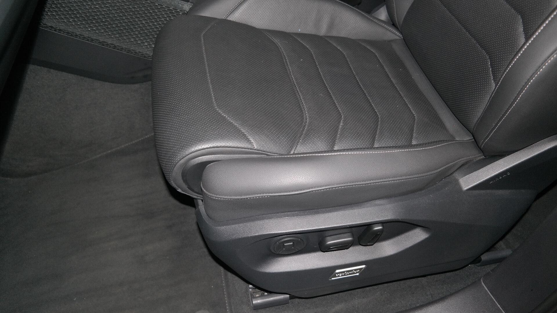 Fleet Volkswagen Touareg 3.0 TDI V6 EX 2021 on auction with a price of R 1,183,900. Volkswagen Touareg 3.0 TDI V6 EX