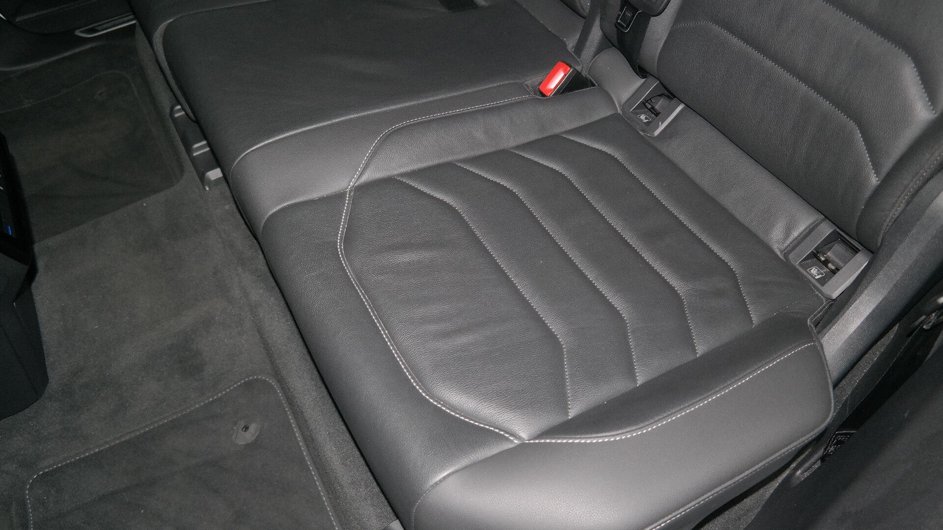 Fleet Volkswagen Touareg 3.0 TDI V6 EX 2021 on auction with a price of R 1,183,900. Volkswagen Touareg 3.0 TDI V6 EX