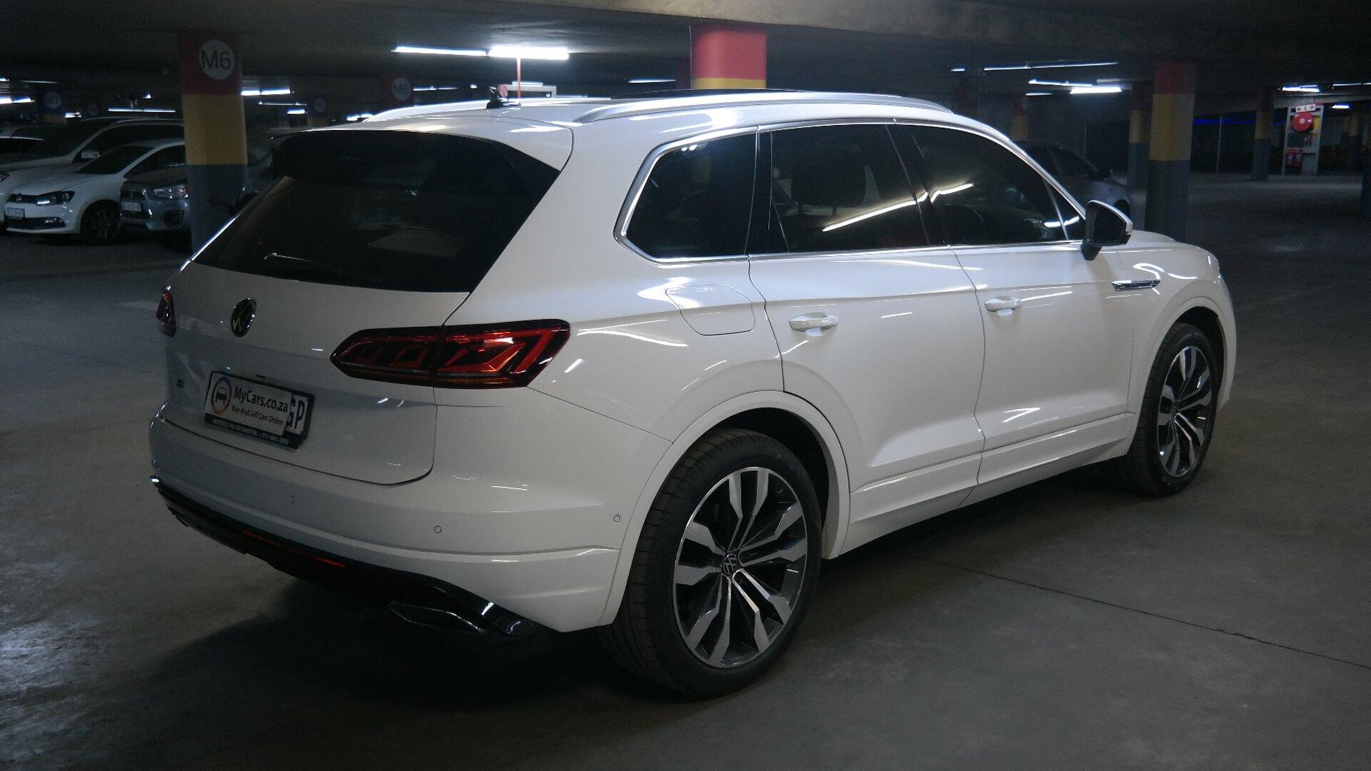 Fleet Volkswagen Touareg 3.0 TDI V6 EX 2021 on auction with a price of R 1,183,900. Volkswagen Touareg 3.0 TDI V6 EX