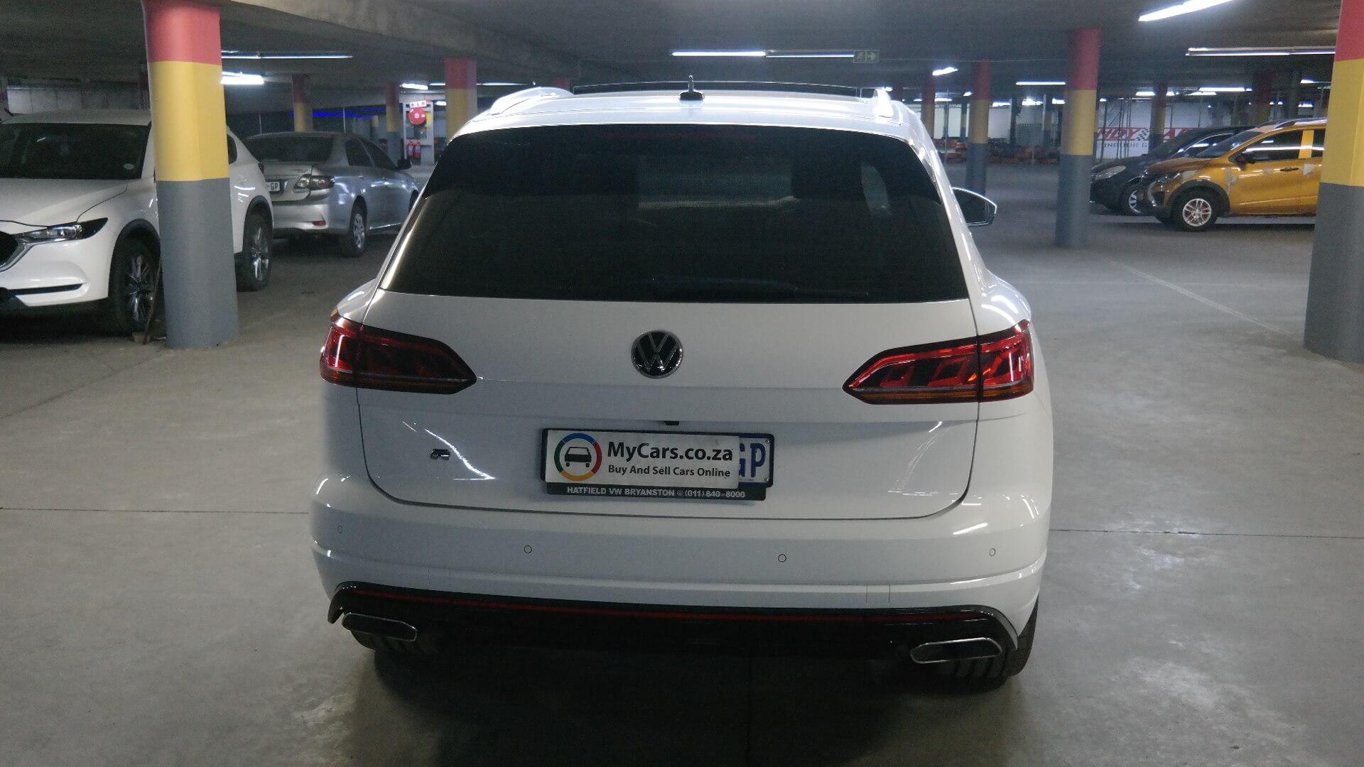 Fleet Volkswagen Touareg 3.0 TDI V6 EX 2021 on auction with a price of R 1,183,900. Volkswagen Touareg 3.0 TDI V6 EX