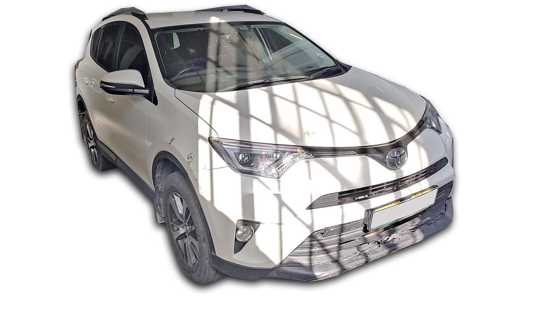 Repossessed Toyota Rav 4 2.0 GX A/T 2017 on auction Toyota Rav 4 2.0 GX A/T