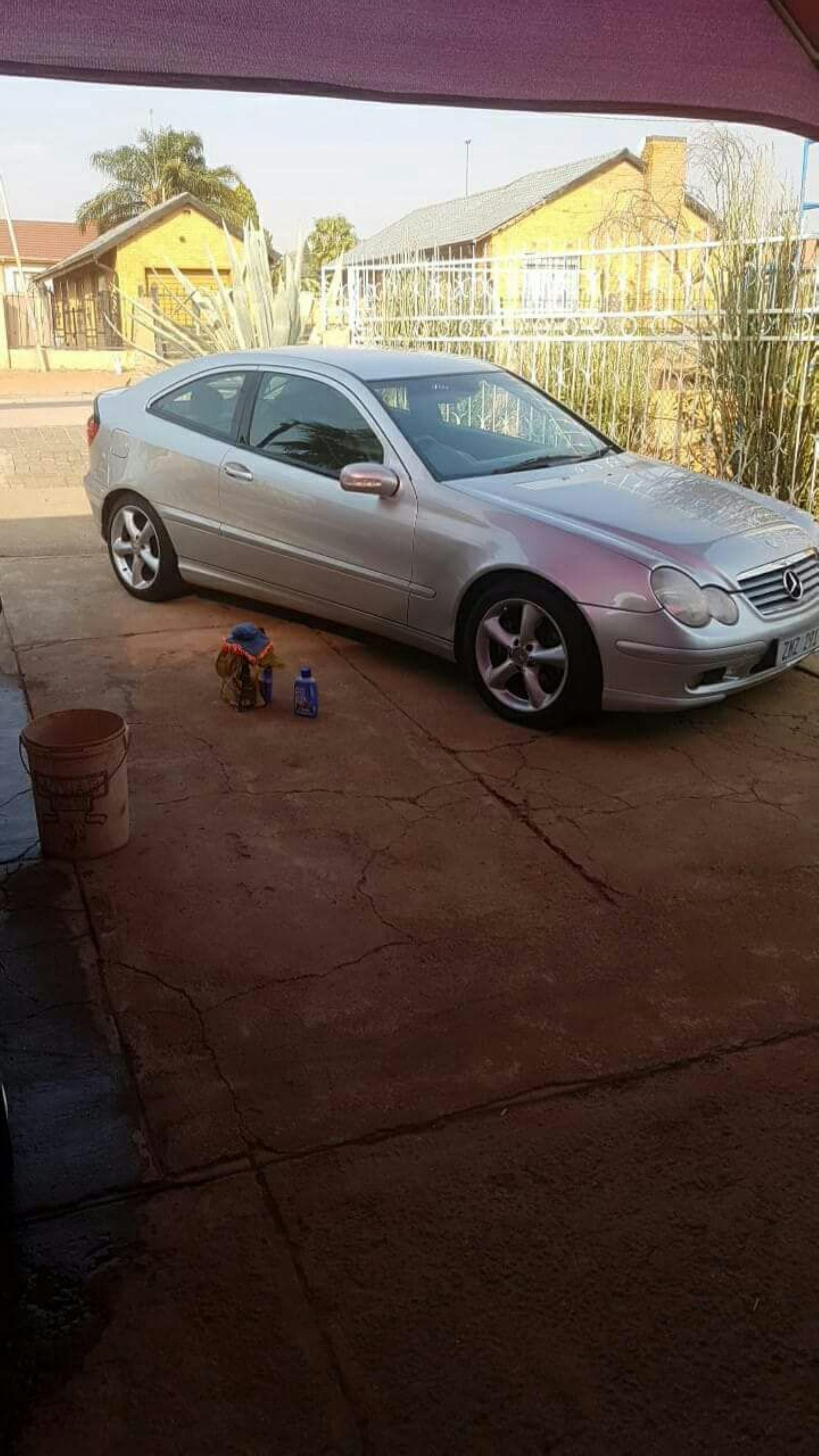 Used Mercedes Benz 230 Coupe 2007 on auction with a price of R 70,000. Mercedes Benz 230 Coupe