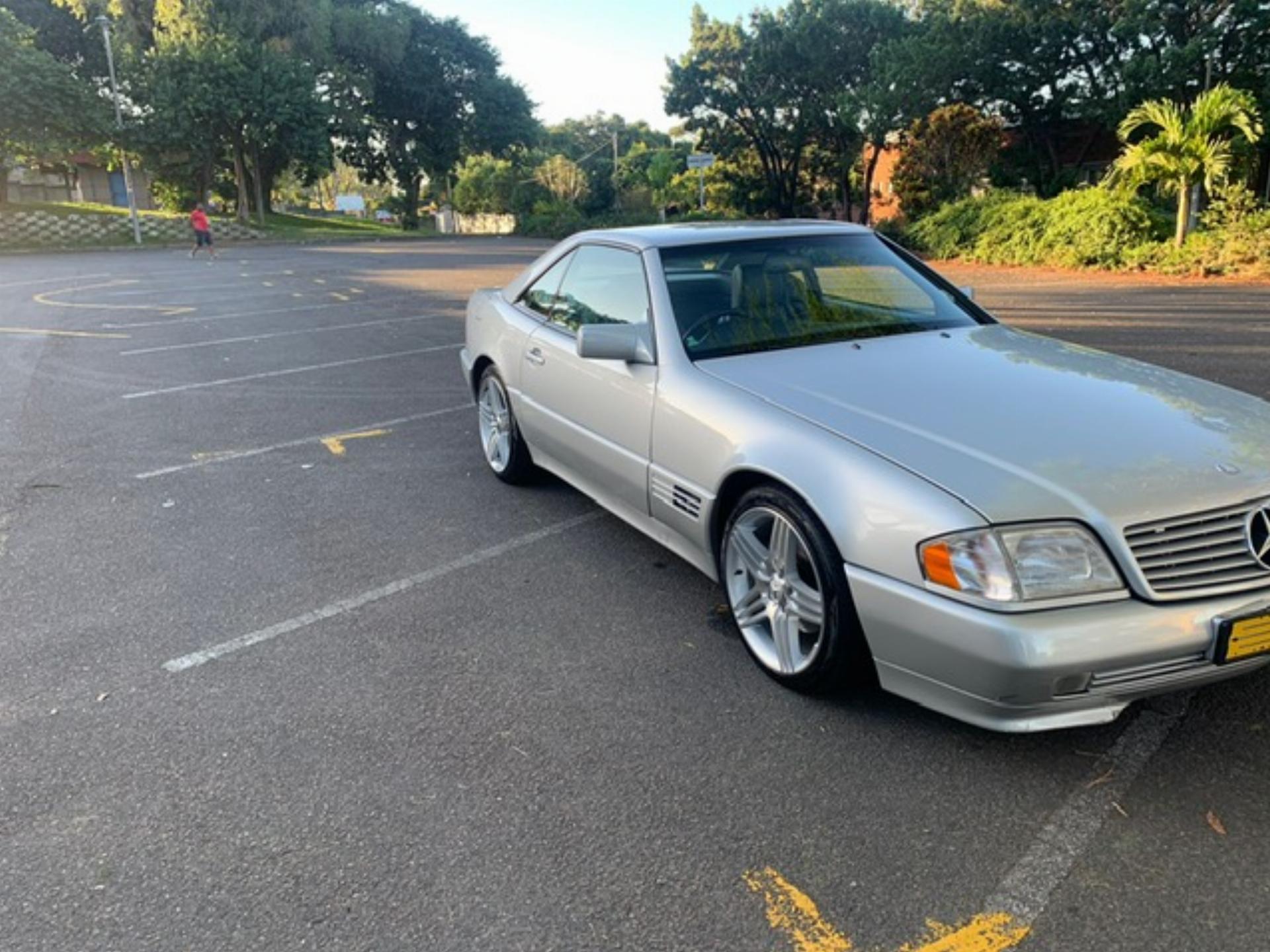 Used Mercedes Benz SL320 1995 on auction with a price of R 189,000. Mercedes Benz SL320
