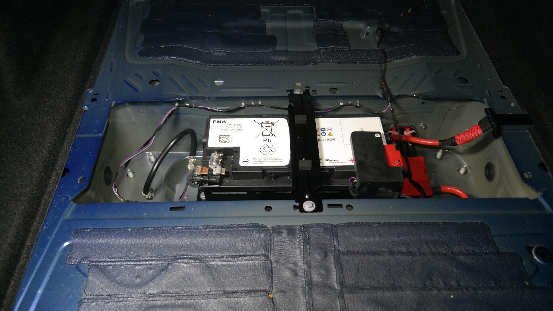 Repossessed BMW 3 Series 320D M Mzansi Edition A/T (G20) 2022 on auction with a price of R 695,400. BMW 3 Series 320D M Mzansi Edition A/T (G20)