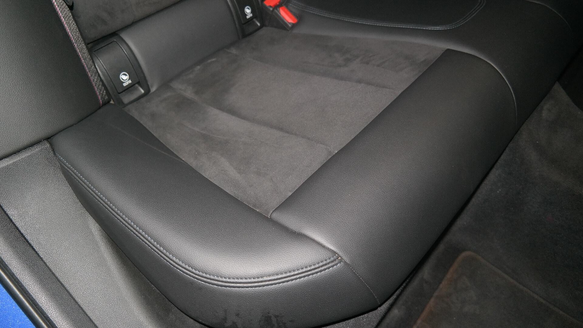 Repossessed BMW 3 Series 320D M Mzansi Edition A/T (G20) 2022 on auction with a price of R 695,400. BMW 3 Series 320D M Mzansi Edition A/T (G20)