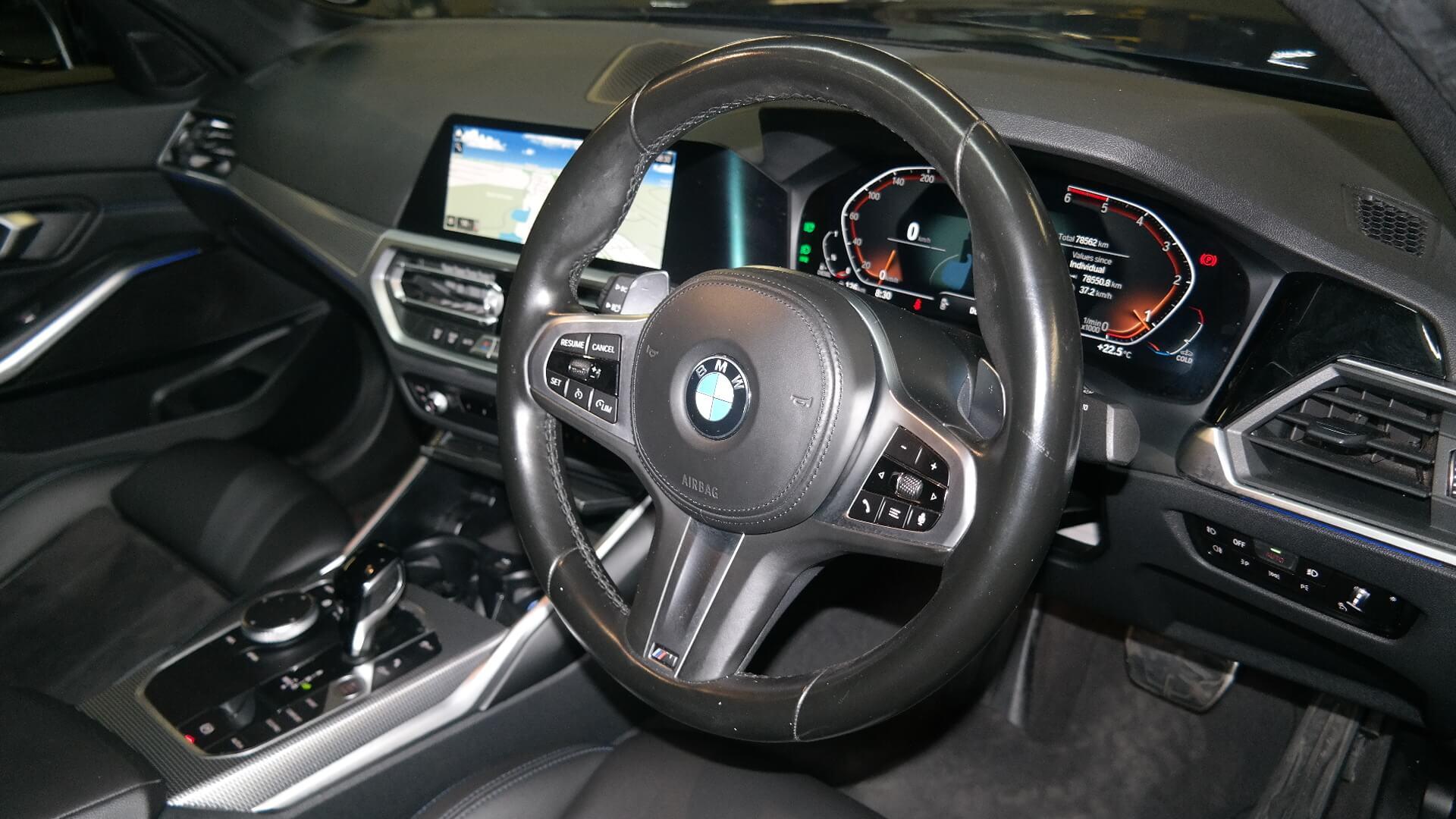 Repossessed BMW 3 Series 320D M Mzansi Edition A/T (G20) 2022 on auction with a price of R 695,400. BMW 3 Series 320D M Mzansi Edition A/T (G20)